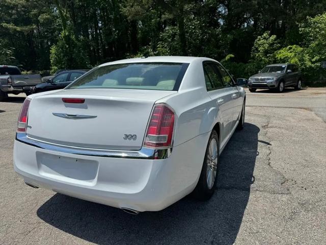 2014 Chrysler 300 Base