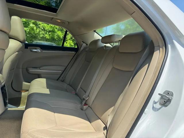 2014 Chrysler 300 Base