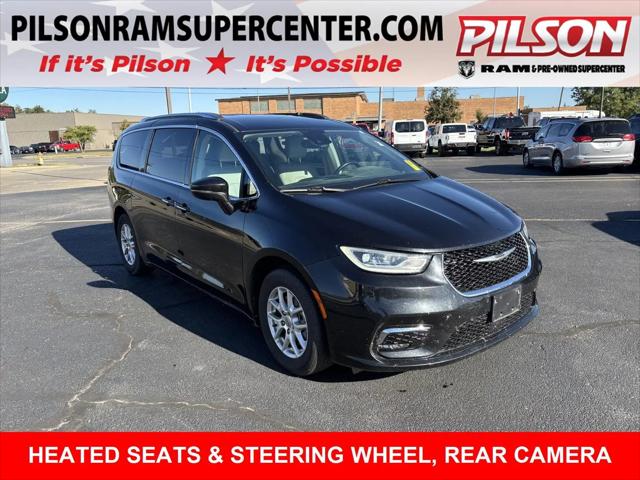 2021 Chrysler Pacifica Touring L for sale in Charleston, IL