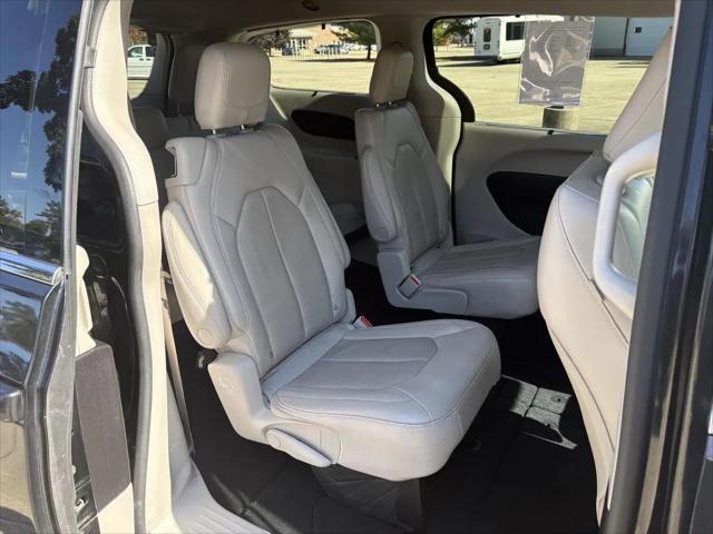 2021 Chrysler Pacifica Touring L