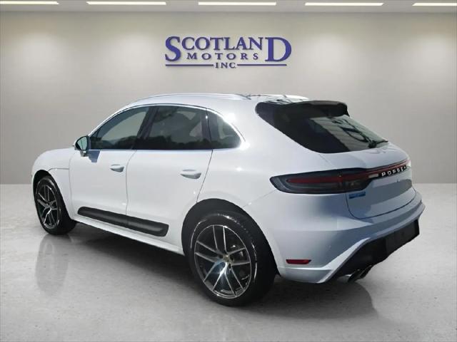 2023 Porsche Macan T