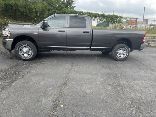 2024 RAM Ram 2500 RAM 2500 TRADESMAN CREW CAB 4X4 8 BOX