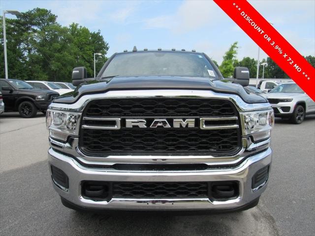 2024 RAM Ram 2500 RAM 2500 TRADESMAN CREW CAB 4X4 64 BOX