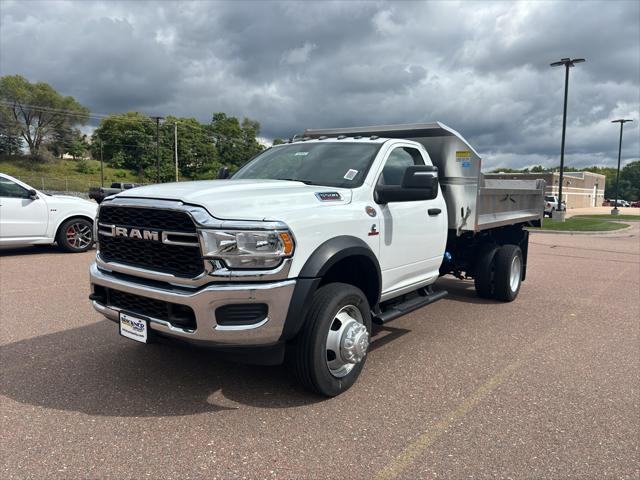 2024 RAM Ram 5500 Chassis Cab RAM 5500 TRADESMAN CHASSIS REGULAR CAB 4X4 84 CA 2024 RAM Ram 5500 Chassis Cab RAM 5500 TRADESMAN CHASSIS REGULAR CAB 4X4 84 CA