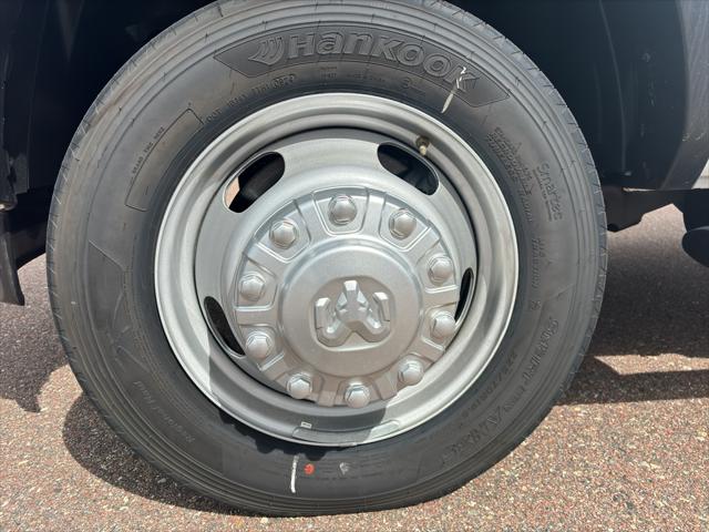 2024 RAM Ram 5500 Chassis Cab RAM 5500 TRADESMAN CHASSIS REGULAR CAB 4X4 84 CA 2024 RAM Ram 5500 Chassis Cab RAM 5500 TRADESMAN CHASSIS REGULAR CAB 4X4 84 CA