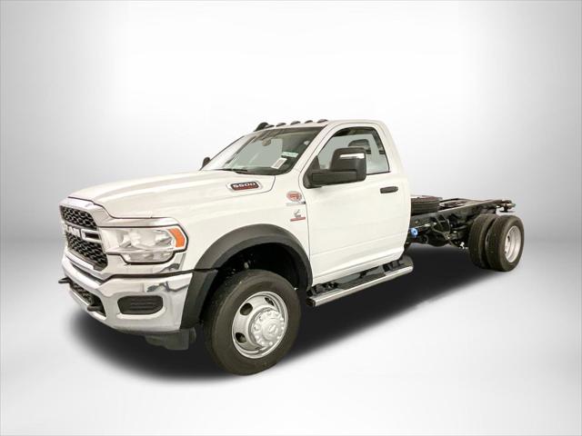 2024 RAM Ram 5500 Chassis Cab RAM 5500 TRADESMAN CHASSIS REGULAR CAB 4X4 84 CA