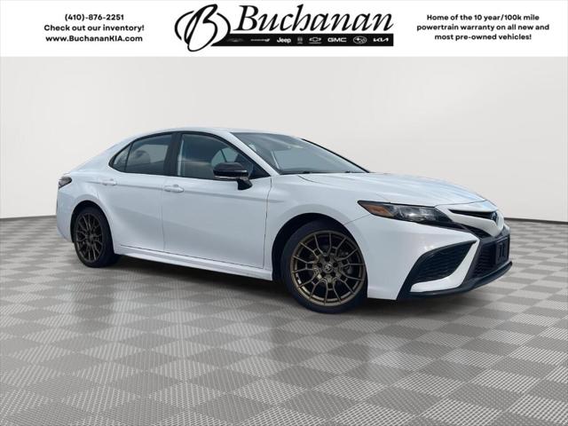 2023 Toyota Camry SE Nightshade Edition Hybrid