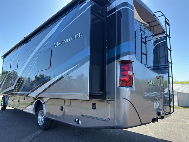 2022 Ford F-550 XLT