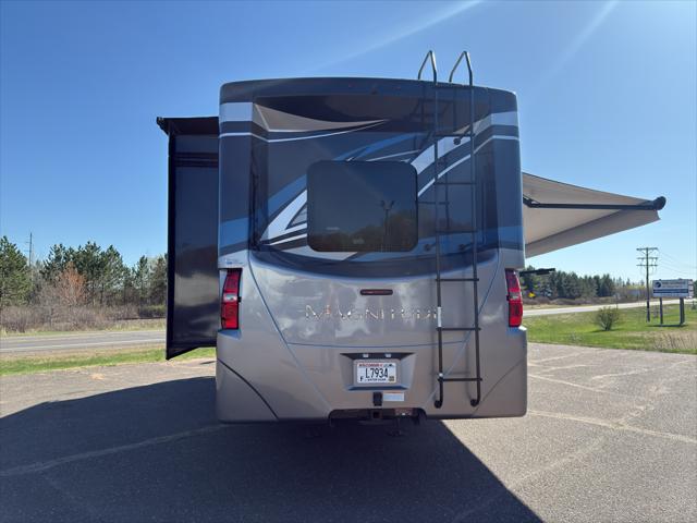 2022 Ford F-550 XLT