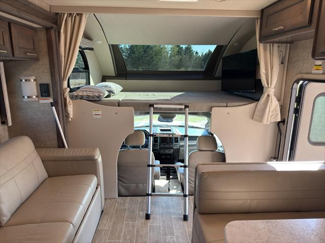 2022 Ford F-550 XLT