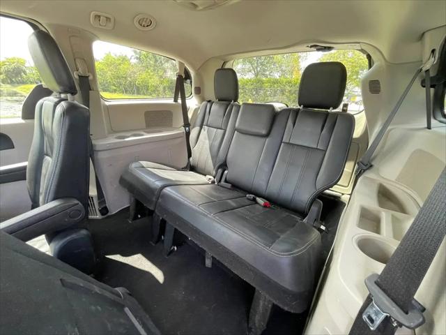 2014 Chrysler Town & Country Touring