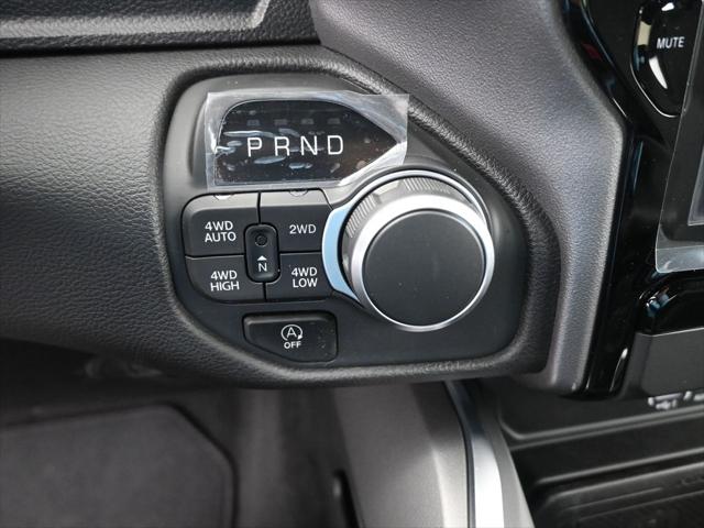 2025 RAM Ram 1500 RAM 1500 LONE STAR CREW CAB 4X4 57 BOX