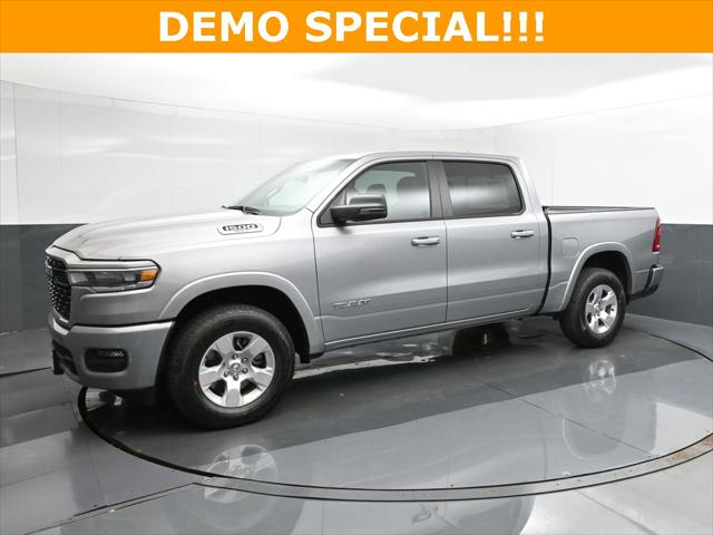 2025 RAM Ram 1500 RAM 1500 LONE STAR CREW CAB 4X4 57 BOX
