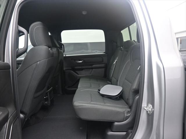 2025 RAM Ram 1500 RAM 1500 TRADESMAN CREW CAB 4X4 57 BOX 2025 RAM Ram 1500 RAM 1500 TRADESMAN CREW CAB 4X4 57 BOX