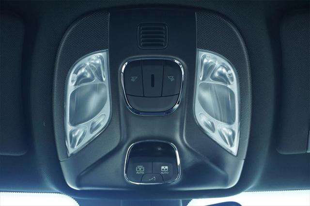 2024 Jeep Compass COMPASS LATITUDE LUX 4X4