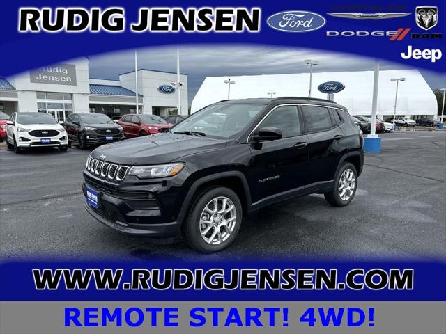 2024 Jeep Compass COMPASS LATITUDE LUX 4X4