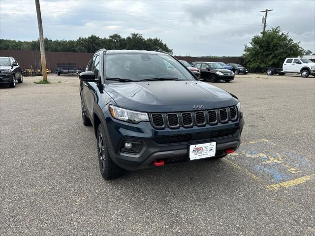 2024 Jeep Compass COMPASS TRAILHAWK 4X4
