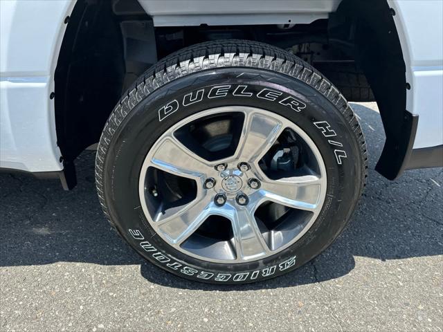 2025 RAM Ram 1500 RAM 1500 TRADESMAN CREW CAB 4X4 57 BOX