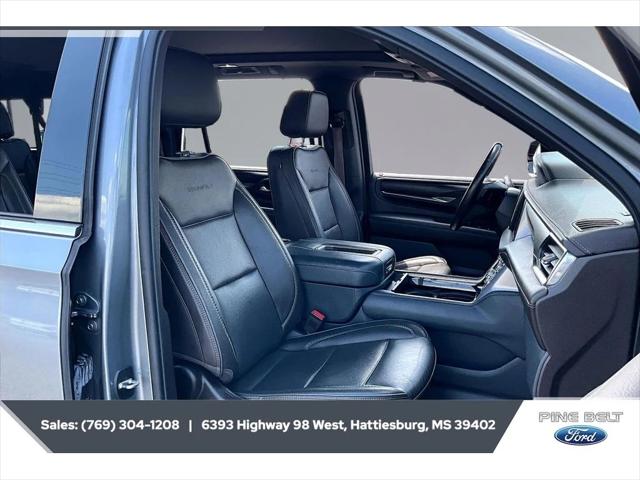 2022 GMC Yukon XL 4WD Denali