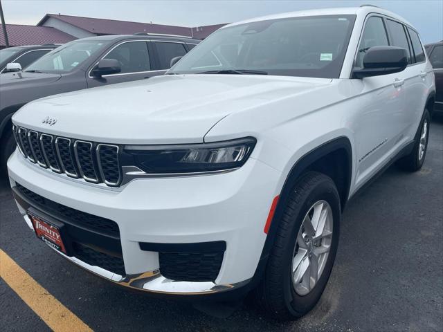 2023 Jeep Grand Cherokee L Laredo 4x4 2023 Jeep Grand Cherokee L Laredo 4x4