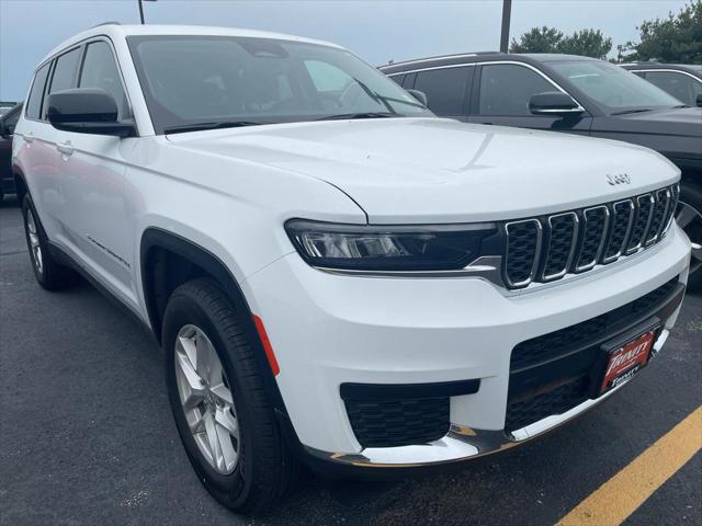 2023 Jeep Grand Cherokee L Laredo 4x4 2023 Jeep Grand Cherokee L Laredo 4x4