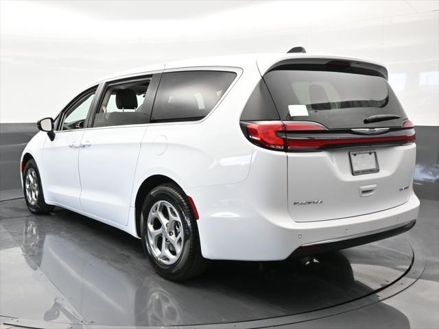 2024 Chrysler Pacifica PACIFICA LIMITED