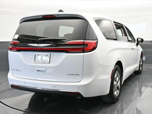 2024 Chrysler Pacifica PACIFICA LIMITED