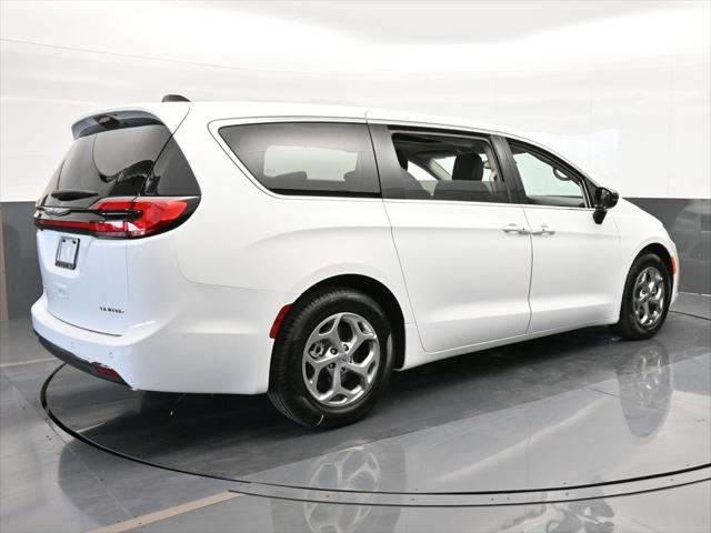 2024 Chrysler Pacifica PACIFICA LIMITED