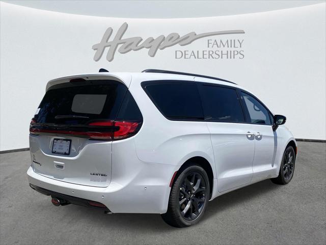 2024 Chrysler Pacifica PACIFICA LIMITED