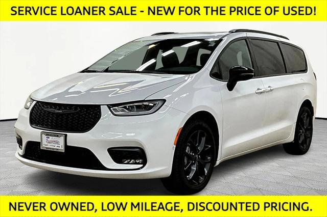2024 Chrysler Pacifica PACIFICA TOURING L AWD