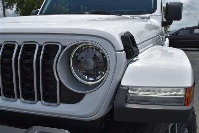 2024 Jeep Wrangler WRANGLER 4-DOOR SAHARA