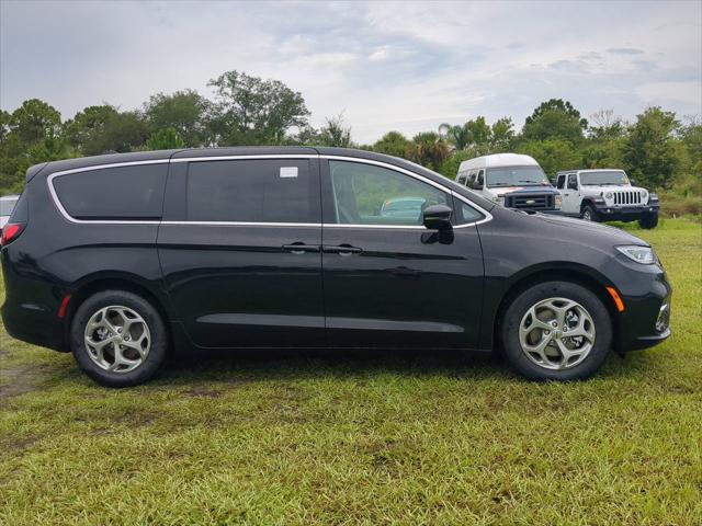 2024 Chrysler Pacifica PACIFICA LIMITED