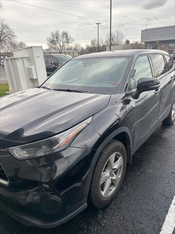 2022 Toyota Highlander LE