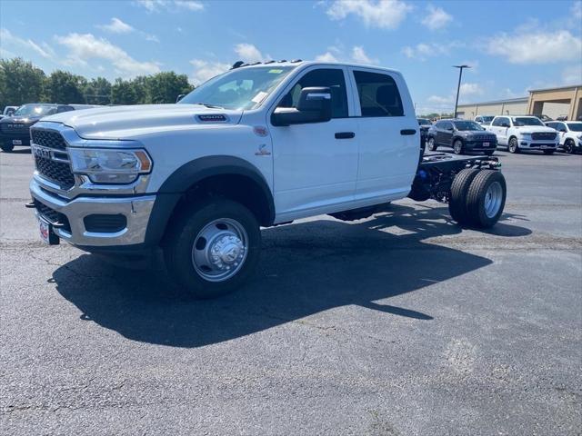 2024 RAM Ram 5500 Chassis Cab RAM 5500 TRADESMAN CHASSIS CREW CAB 4X4 60 CA