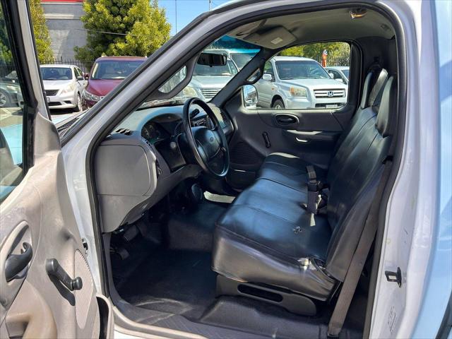 2002 Ford F-150 XL