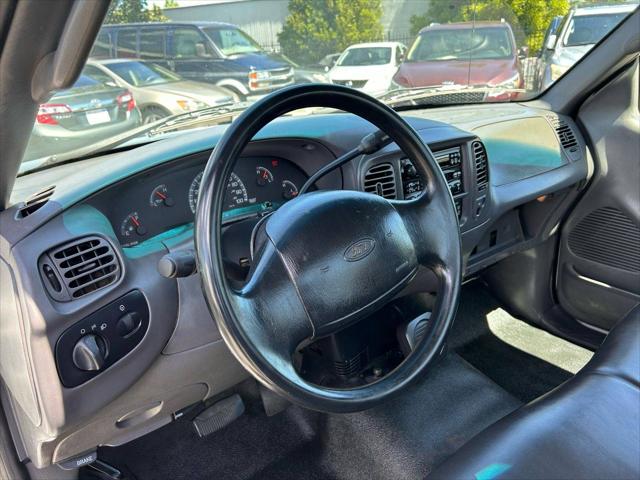 2002 Ford F-150 XL