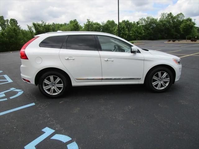 2017 Volvo XC60 T5 Inscription