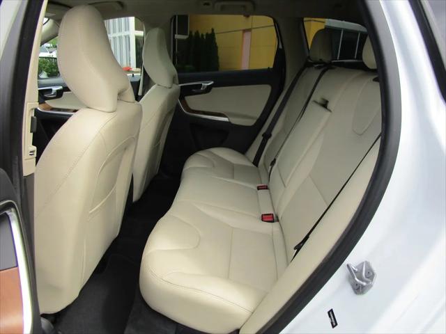 2017 Volvo XC60 T5 Inscription