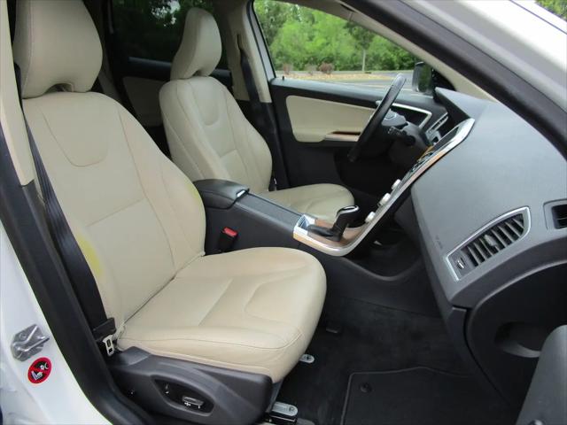 2017 Volvo XC60 T5 Inscription
