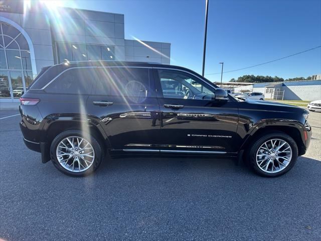 2023 Jeep Grand Cherokee Summit 4x4 2023 Jeep Grand Cherokee Summit 4x4