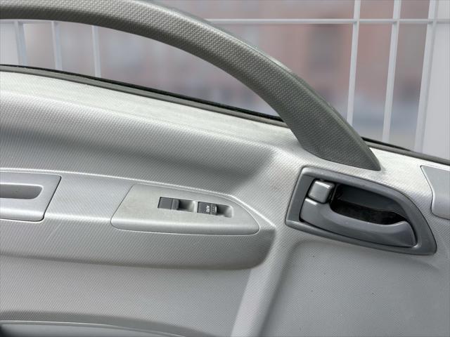 2019 Isuzu NPR Standard Cab