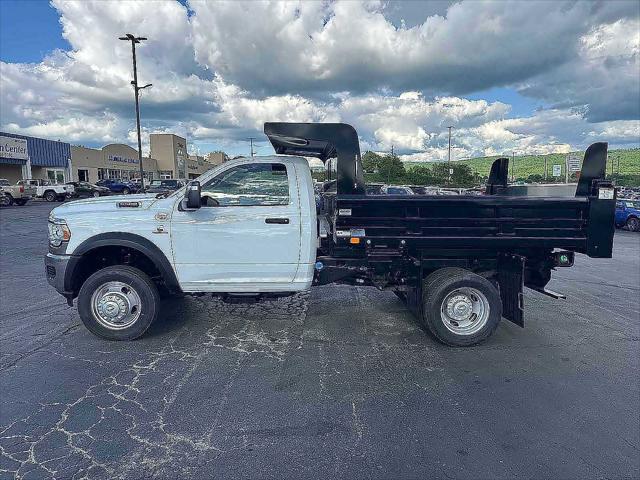 2024 RAM Ram 5500 Chassis Cab RAM 5500 TRADESMAN CHASSIS REGULAR CAB 4X4 60 CA