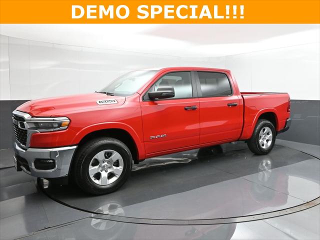 2025 RAM Ram 1500 RAM 1500 LONE STAR CREW CAB 4X4 57 BOX