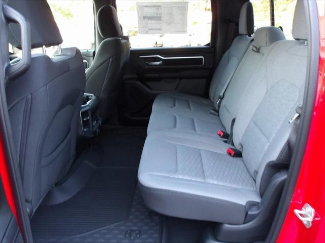 2025 Ram 1500 Big Horn Crew Cab 4x4 6'4" Box