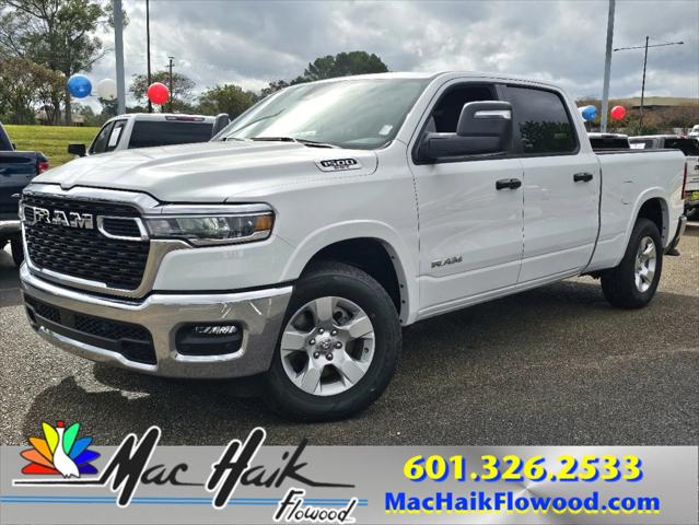 2025 RAM Ram 1500 RAM 1500 BIG HORN CREW CAB 4X4 64 BOX