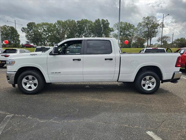 2025 RAM Ram 1500 RAM 1500 BIG HORN CREW CAB 4X4 64 BOX