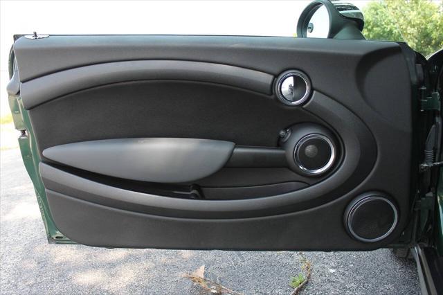 2011 MINI Cooper Base 2dr Hatchback