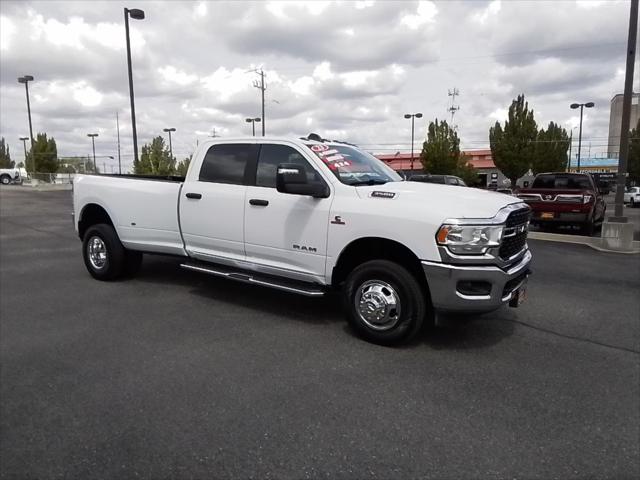 2023 RAM 3500 Big Horn Crew Cab 4x4 8 Box