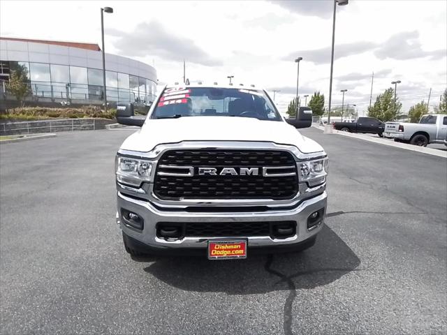 2023 RAM 3500 Big Horn Crew Cab 4x4 8 Box