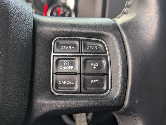 2017 Ram 1500 Big Horn Crew Cab 4x4 6'4" Box